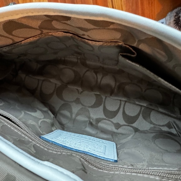 Coach Spring Bag - Picture 4 of 9